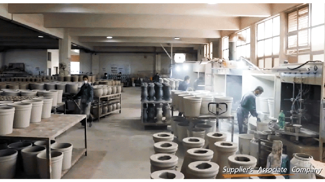 Usine de pots de jardin